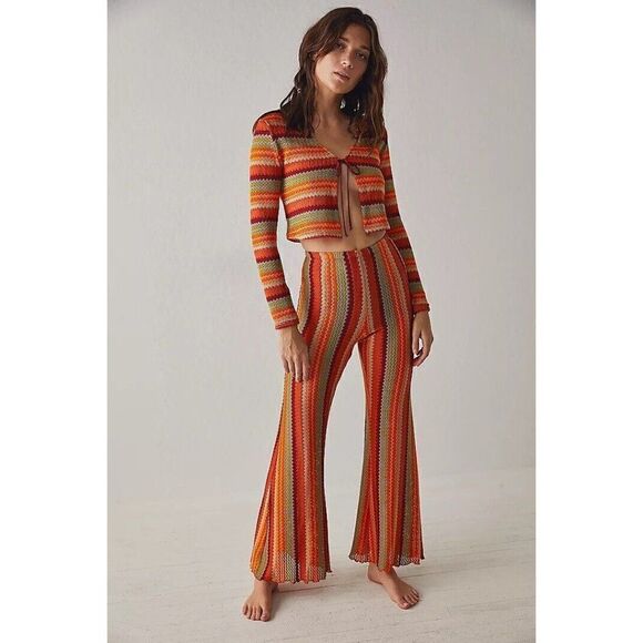 NWT FREE PEOPLE Sz L KINGSTON PANTS MULTI COLORED FLARES X ONLY HEARTS - Picture 1 of 3